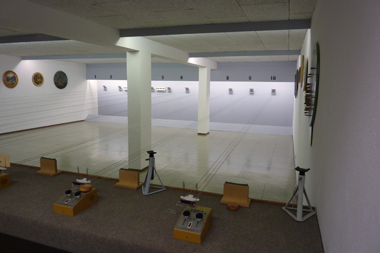 Schießstand - Blick zu den Scheiben