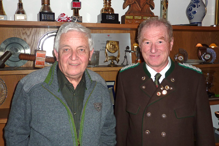 2016 Jahreshauptversammlung 6 Unsere beiden Ehrenoberschützenmeister