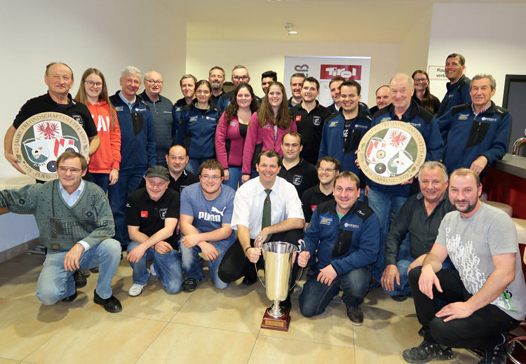 Gruppenbild Tarrenzer und Fließer Teilnehmer