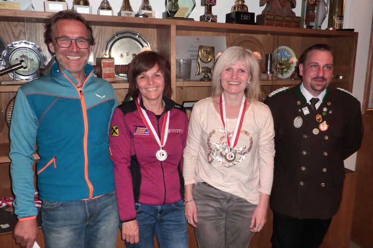 Senioreinnen 1 aufgelegt